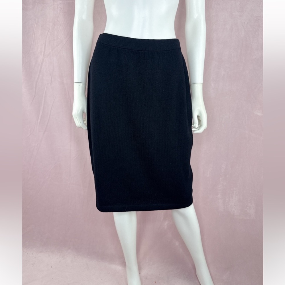 St. John Collection Santana Knit Navy Skirt Knee Length Size 6